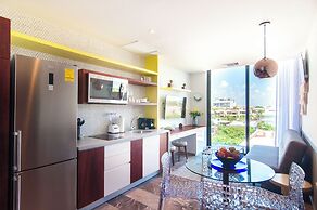 Condos with Oceanview Rooftop Pool