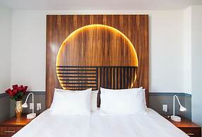 Condos with Oceanview Rooftop Pool