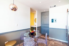 Condos with Oceanview Rooftop Pool