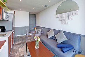 Condos with Oceanview Rooftop Pool