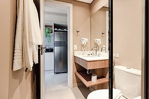 Charlie Window Moema