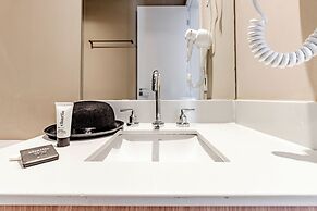 Charlie Window Moema