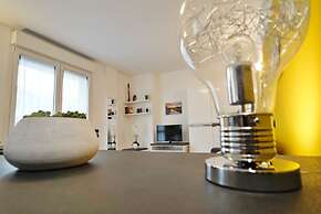 Rentopolis Apartments - Palazzo Candiani