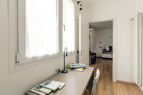 Rentopolis Apartments - Palazzo Candiani