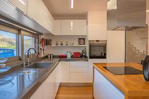 Seaview Serenity Villa