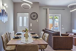 Middle Of Crete Apartment