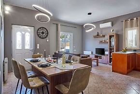 Middle Of Crete Apartment