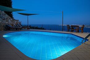 Villa Evakri With Private Swimming Pool BBQ