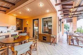 Villa Evakri With Private Swimming Pool BBQ