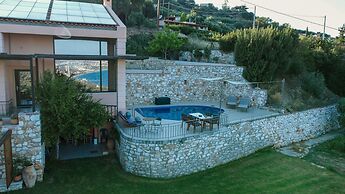 Villa Evakri With Private Swimming Pool BBQ
