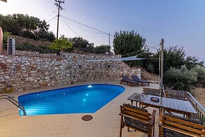 Villa Evakri With Private Swimming Pool BBQ