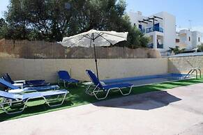 Stone and Wood Villa