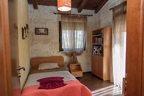 Stone and Wood Villa