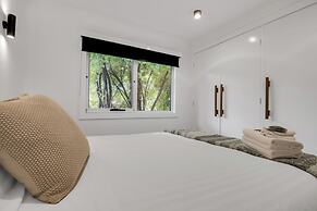 Bright on the River Mystic Apartment 2