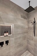 Bright on the River Mystic Apartment 2