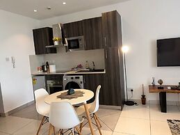 EBS LEGEND PROPERTIES