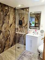 Beautiful Self Contained Cottages in Westbury