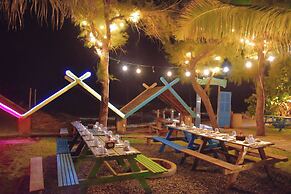 Waikiki Lagi Beach Homestay & restaurant