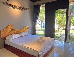 Waikiki Lagi Beach Homestay & restaurant