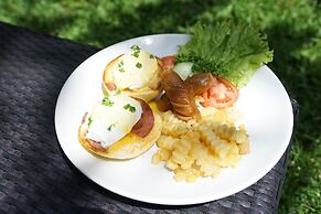 Tattva Uluwatu, Surf & Yoga