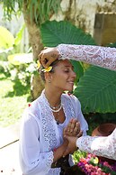 Tattva Uluwatu, Surf & Yoga