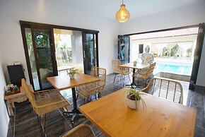 Tattva Uluwatu, Surf & Yoga