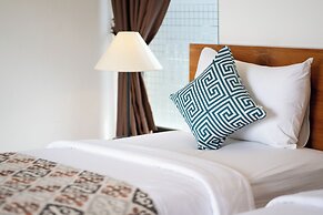 Tattva Uluwatu, Surf & Yoga