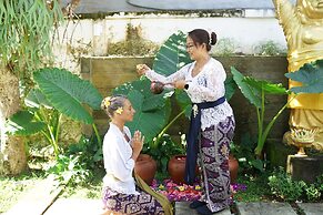 Tattva Uluwatu, Surf & Yoga