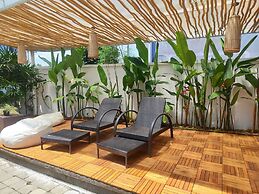 Tattva Uluwatu, Surf & Yoga