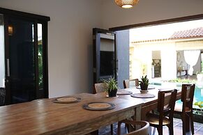 Tattva Uluwatu, Surf & Yoga