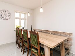 8 Person Holiday Home in Roslev