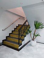 Fields Hotel Carousel