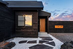 THE VILLA SEIFUMEIGETSU