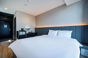 The Western Busan Hotel by StayNEO