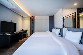 The Western Busan Hotel by StayNEO