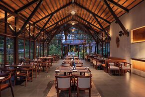 Sterling Lontano Waterfront Wayanad