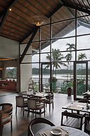 Sterling Lontano Waterfront Wayanad