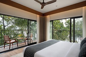 Sterling Lontano Waterfront Wayanad