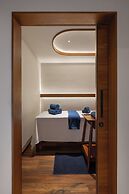 Sterling Lontano Waterfront Wayanad