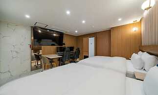 ROSY HOTEL