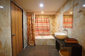 Hotel Grand Maratha