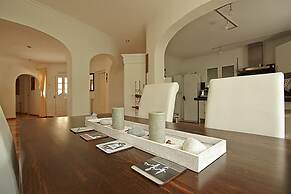 Luxury 5 Bed Mountain Views Heated Pool Games Room