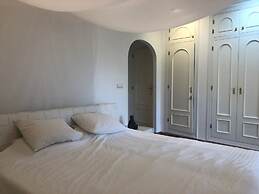 Luxury 5 Bed Mountain Views Heated Pool Games Room