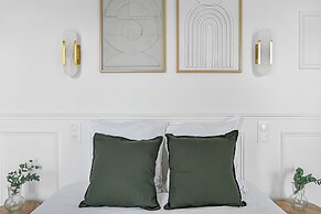 JIJI Suites