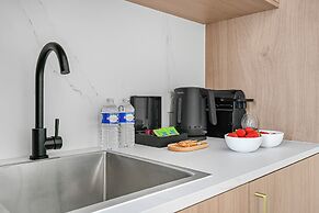 JIJI Suites