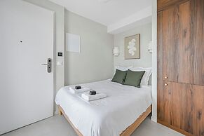 JIJI Suites