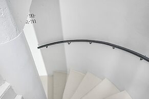 JIJI Suites