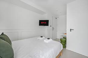 JIJI Suites