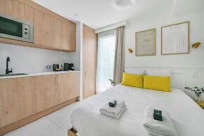JIJI Suites