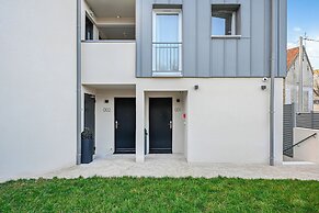 JIJI Suites